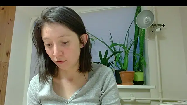 Snapshot of Sophi_Cute chatting on 02-15-25, 03:50 Sophi Cute online show from 02-15-25, 03:50