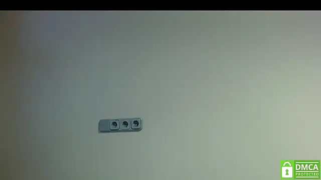 Snapshot of Sophi_Cute chatting on 10-10-25, 03:22 Sophi Cute online show from 10-10-25, 03:22