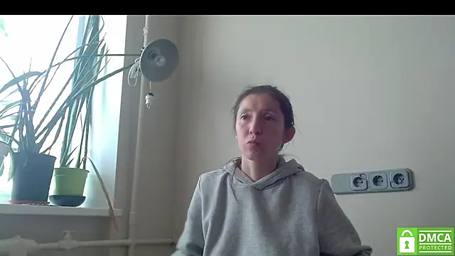 Snapshot of Sophi_Cute chatting on 11-07-25, 08:14 Sophi Cute online show from 11-07-25, 08:14