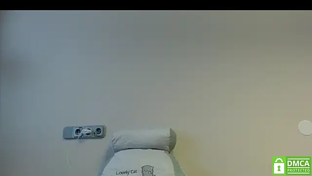 Snapshot of Sophi_Cute chatting on 11-22-25, 12:48 Sophi Cute online show from 11-22-25, 12:48