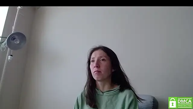 Snapshot of Sophi_Cute chatting on 11-23-25, 08:47 Sophi Cute online show from 11-23-25, 08:47