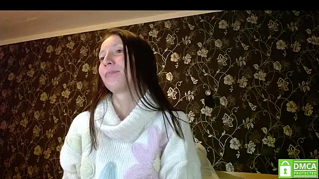 Snapshot of Sophi_Cute chatting on 11-28-25, 03:47 Sophi Cute online show from 11-28-25, 03:47