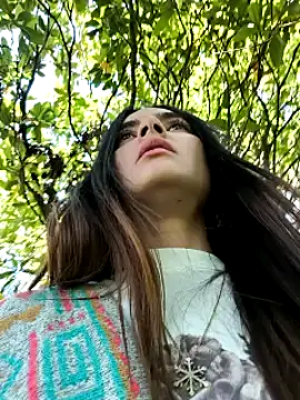 Snapshot of Sam_Sara chatting on 01-18-25, 03:49 Sam Sara online show from 01-18-25, 03:49