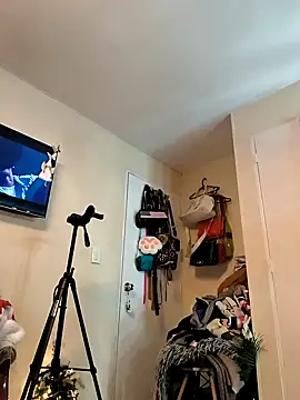 Sam Sara online show from 11-16-25, 03:56