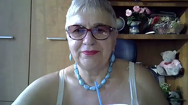 SweetCherry27 online show from 09-16-25, 04:35