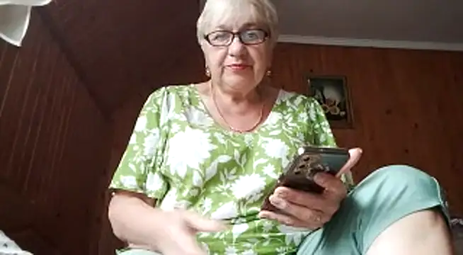 Snapshot of SweetCherry27 chatting on 07-03-26, 05:47 SweetCherry27 online show from 07-03-26, 05:47