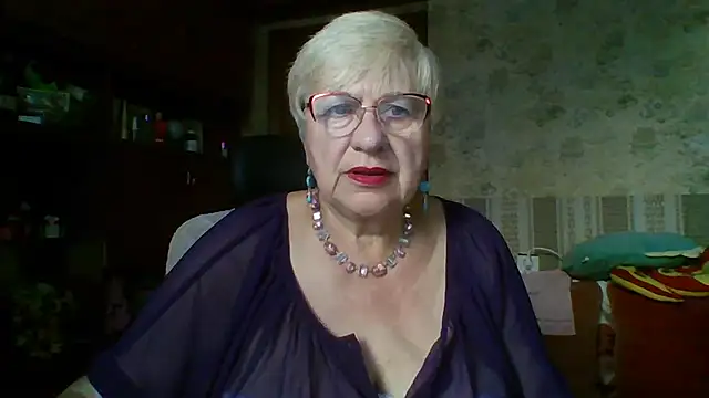 Snapshot of SweetCherry27 chatting on 07-12-26, 04:47 SweetCherry27 online show from 07-12-26, 04:47