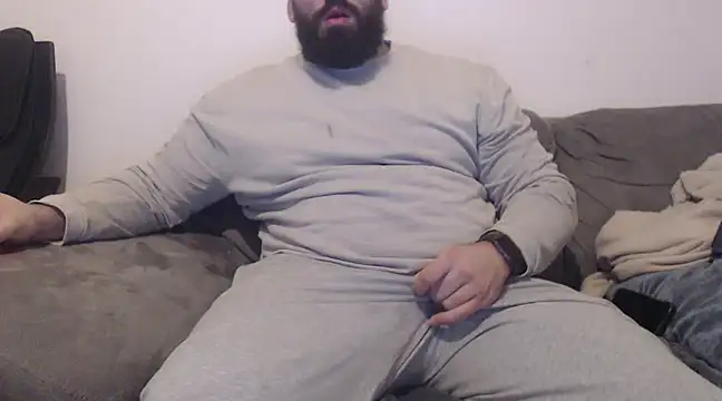 hugemachohandsome online show from 02-07-25, 04:03