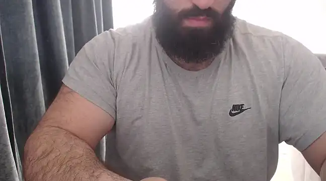 hugemachohandsome online show from 02-28-25, 01:03