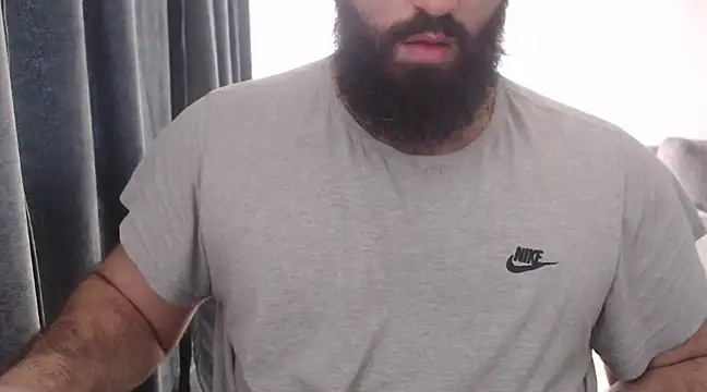 hugemachohandsome online show from 03-01-25, 12:34