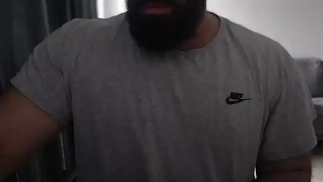 hugemachohandsome online show from 09-10-25, 06:57