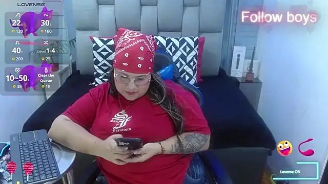 evelin zaens online show from 12-21-25, 04:30