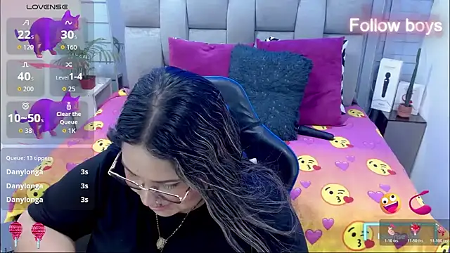 evelin zaens online show from 02-15-26, 07:54