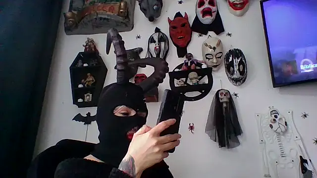 FeticheMacabre online show from 09-28-25, 05:07