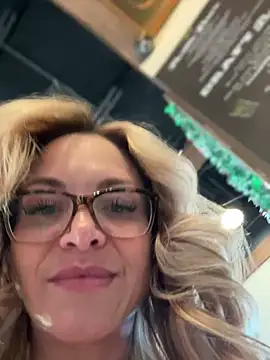 MessyNastyQueen online show from 12-21-24, 09:58