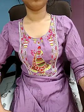 Aditi 1 online show from 04-20-26, 11:17