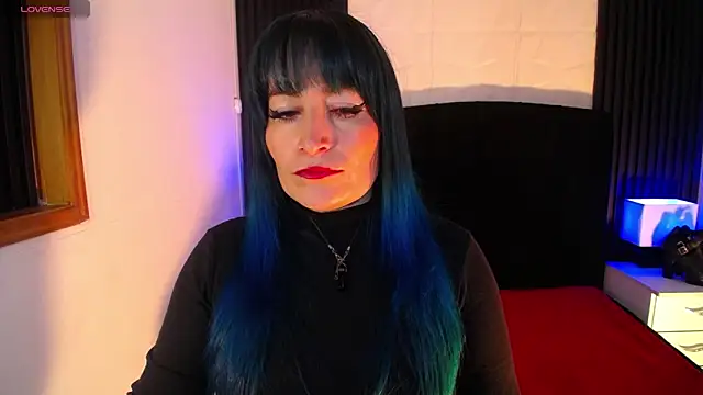 alicia moom online show from 04-17-26, 07:28