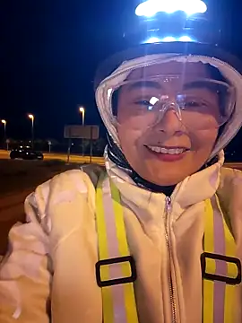 bellapaty online show from 04-15-26, 07:58