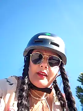 bellapaty online show from 04-19-26, 07:51