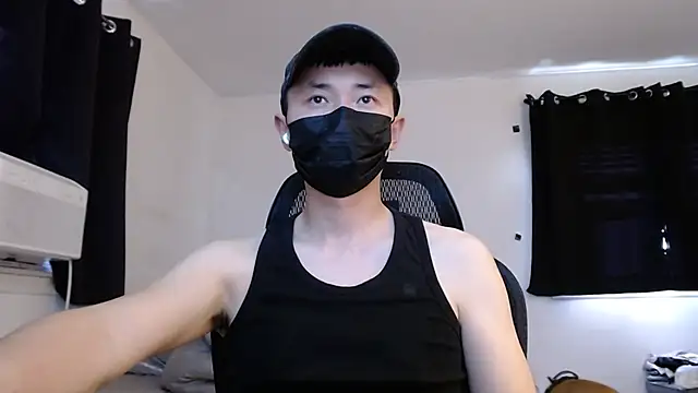 Snapshot of twbobo00715 chatting on 10-03-25, 09:01 twbobo00715 online show from 10-03-25, 09:01