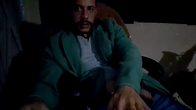 MachoScorpionCaralho online show from 09-26-25, 10:36