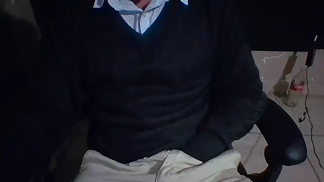 Snapshot of MachoScorpionCaralho chatting on 07-28-26, 10:09 MachoScorpionCaralho online show from 07-28-26, 10:09