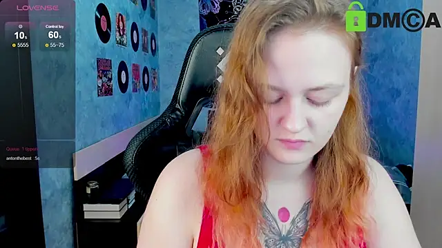 Snapshot of madness_lia chatting on 12-17-24, 06:35 madness lia online show from 12-17-24, 06:35