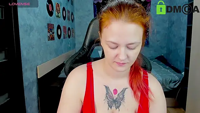 Snapshot of madness_lia chatting on 02-13-25, 09:41 madness lia online show from 02-13-25, 09:41