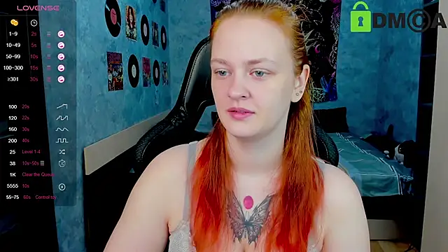 Snapshot of madness_lia chatting on 02-19-25, 02:55 madness lia online show from 02-19-25, 02:55