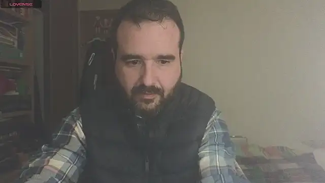 curiosillo83 online show from 03-03-25, 06:33