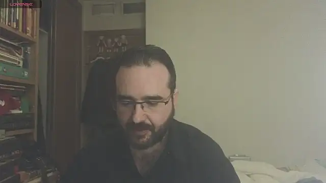 curiosillo83 online show from 03-04-25, 09:22