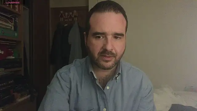 curiosillo83 online show from 03-08-25, 10:24