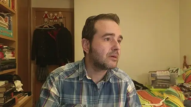 curiosillo83 online show from 05-18-26, 02:12