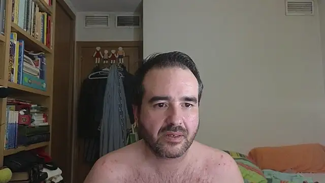 Snapshot of curiosillo83 chatting on 06-25-26, 12:54 curiosillo83 online show from 06-25-26, 12:54