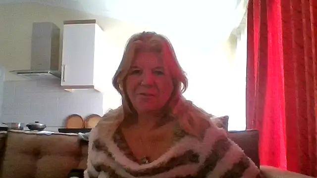 Snapshot of TrustfulVampire1 chatting on 02-26-26, 06:01 TrustfulVampire1 online show from 02-26-26, 06:01