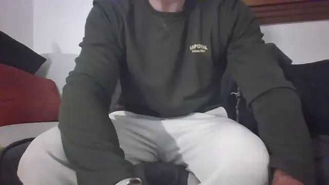 Snapshot of jouet75 chatting on 02-03-26, 08:47 jouet75 online show from 02-03-26, 08:47