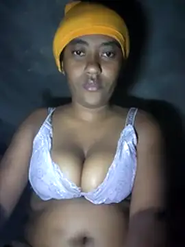 prettyQ  online show from 05-02-26, 08:58