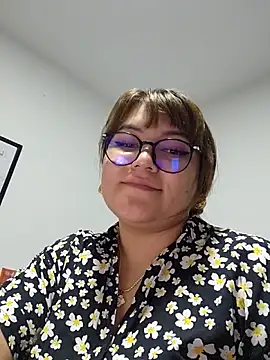 Sakura 0505 online show from 10-02-25, 10:39