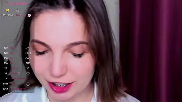 Snapshot of KindHazelHere_ chatting on 02-18-25, 11:00 KindHazelHere online show from 02-18-25, 11:00