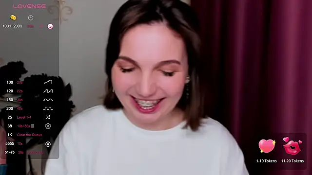 Snapshot of KindHazelHere_ chatting on 02-25-25, 09:35 KindHazelHere online show from 02-25-25, 09:35