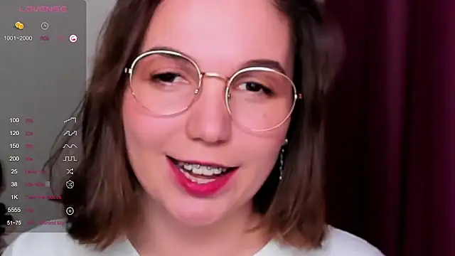 Snapshot of KindHazelHere_ chatting on 02-27-25, 11:37 KindHazelHere online show from 02-27-25, 11:37