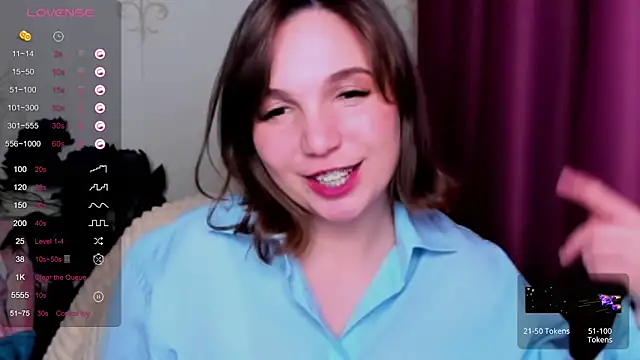 Snapshot of KindHazelHere_ chatting on 03-05-25, 01:42 KindHazelHere online show from 03-05-25, 01:42