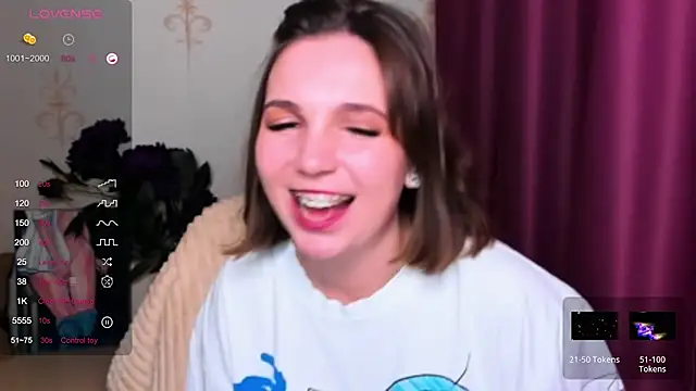 Snapshot of KindHazelHere_ chatting on 03-05-25, 10:21 KindHazelHere online show from 03-05-25, 10:21