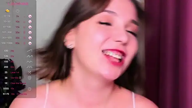 Snapshot of KindHazelHere_ chatting on 03-10-25, 01:12 KindHazelHere online show from 03-10-25, 01:12