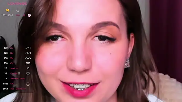 Snapshot of KindHazelHere_ chatting on 03-11-25, 04:32 KindHazelHere online show from 03-11-25, 04:32