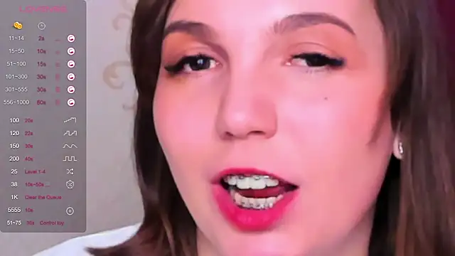 Snapshot of KindHazelHere_ chatting on 03-11-25, 07:37 KindHazelHere online show from 03-11-25, 07:37