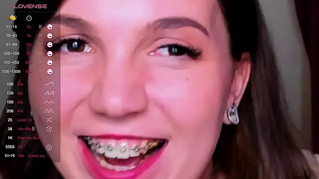 Snapshot of KindHazelHere_ chatting on 03-15-25, 02:35 KindHazelHere online show from 03-15-25, 02:35