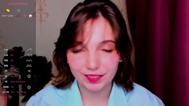 Snapshot of KindHazelHere_ chatting on 03-17-25, 08:19 KindHazelHere online show from 03-17-25, 08:19