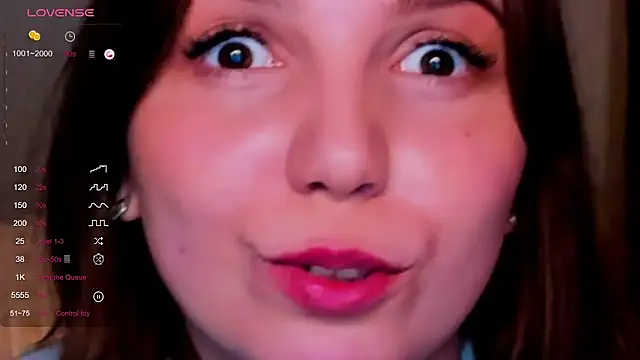 Snapshot of KindHazelHere_ chatting on 03-17-25, 11:21 KindHazelHere online show from 03-17-25, 11:21