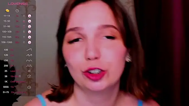 Snapshot of KindHazelHere_ chatting on 03-20-25, 02:19 KindHazelHere online show from 03-20-25, 02:19